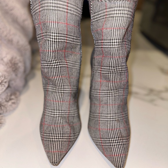 Steve Madden Plaid Heel Boots - Picture 8 of 9